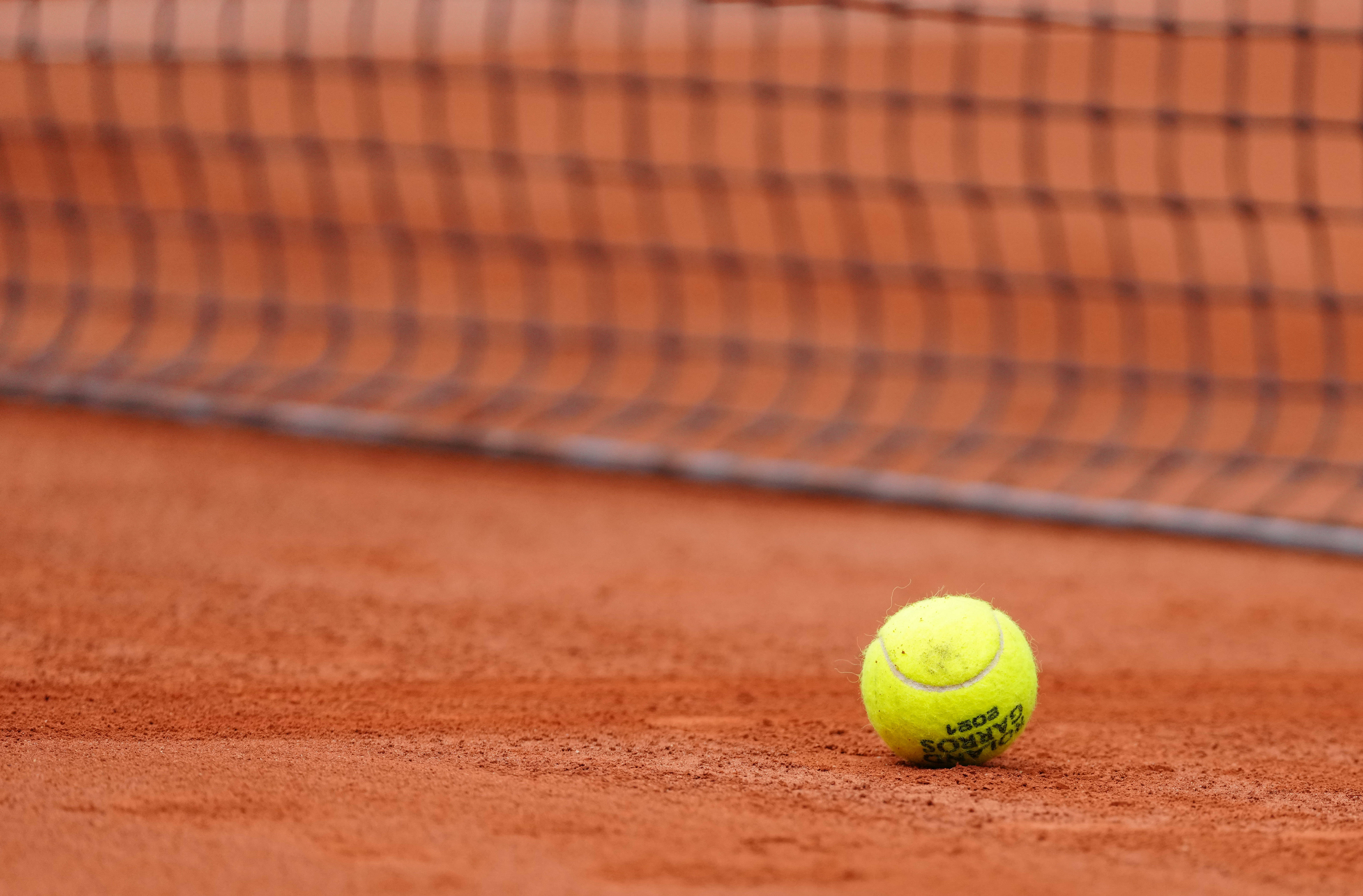 鹕送上了六 鹕送上了六